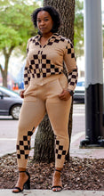 Load image into Gallery viewer, Champagne Checkers 2 Piece Set